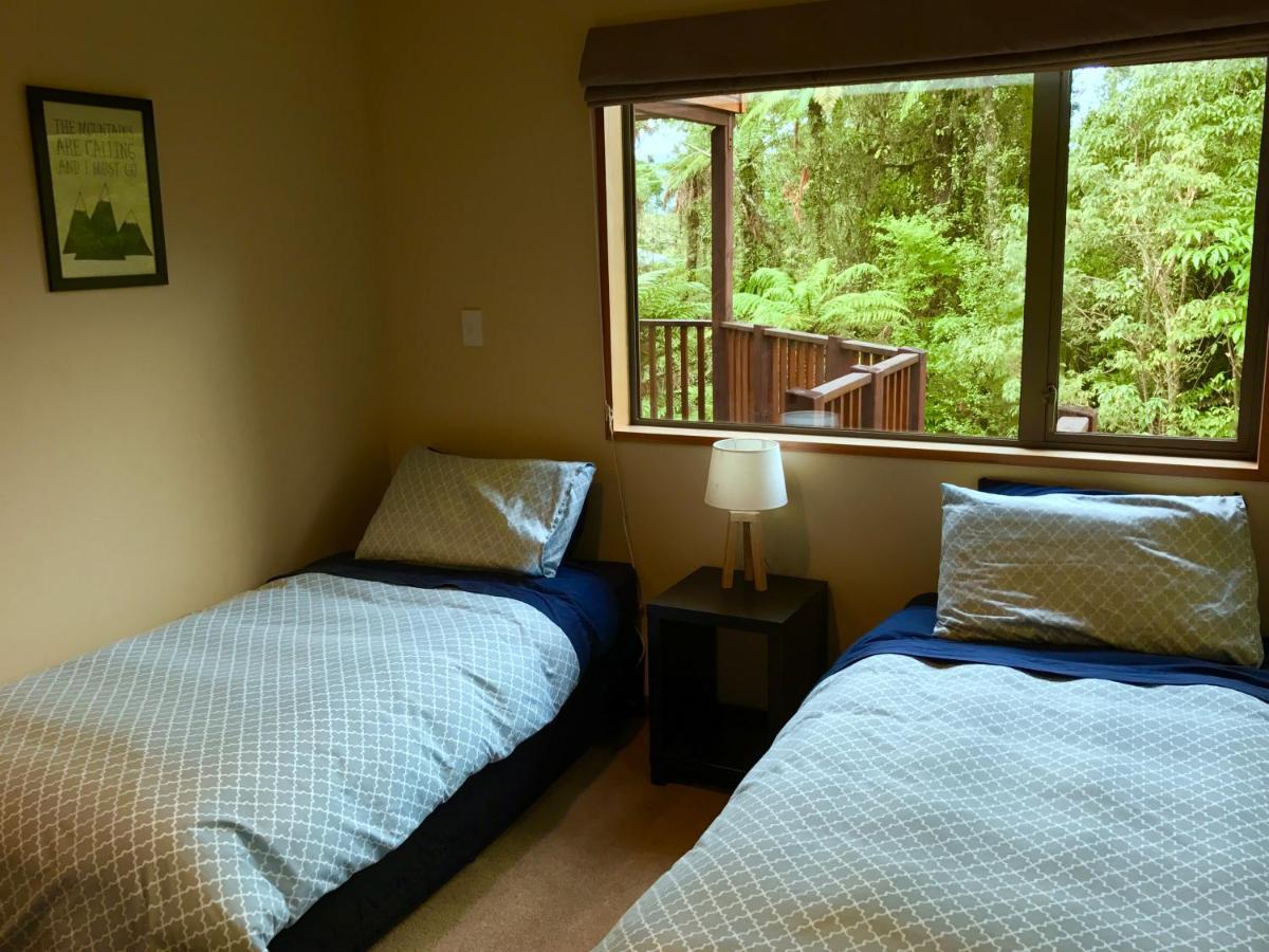 The Ferns Hideaway Villa Franz Josef Luaran gambar